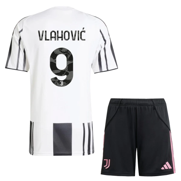 Juventus Dušan Vlahovic 9 Hemmatröja Barn 2025/26 Juventus Dušan Vlahovic 9 Hemmatröja Barn 2025/26