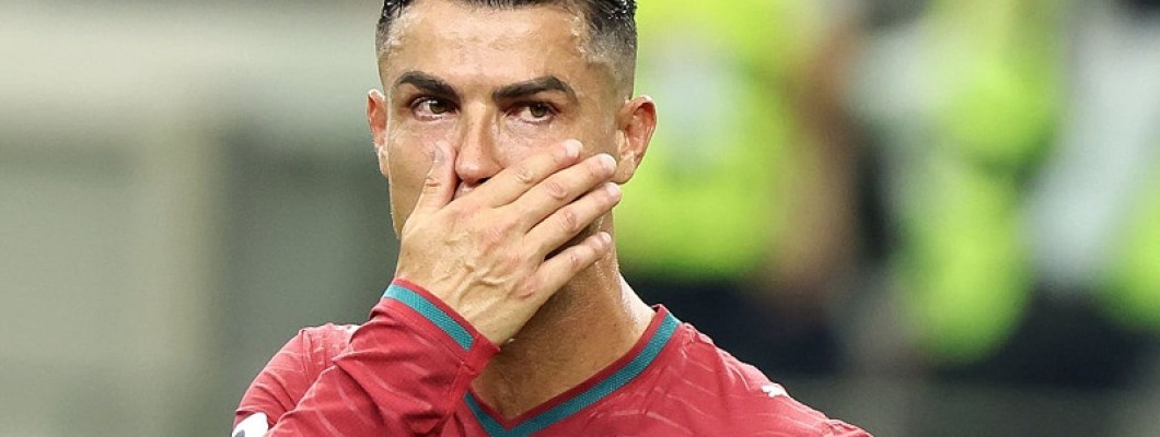 Cristiano Ronaldo bar den portugisiska tröjan för sista gången i en match Cristiano Ronaldo bar den portugisiska tröjan för sista gången i en match