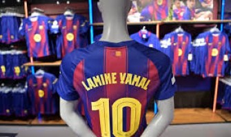 Lamine Yamals ständiga byte av tröjnummer i FC Barcelona