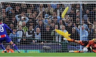 Manchester City åkte på sin första förlust mot Paris Saint-Germain i Champions League