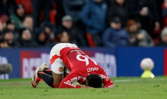 Manchester United har fallit till 15:e plats i Premier League