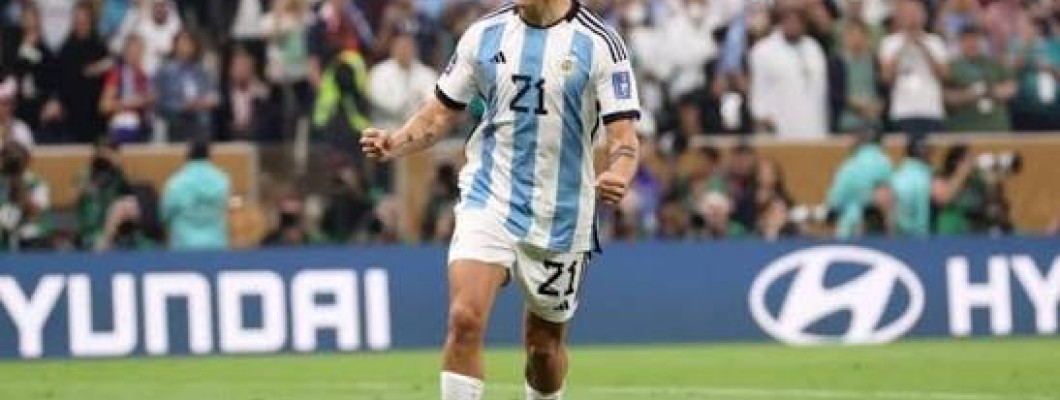 Paulo Dybala kände sig stolt över att vara Lionel Messis avbytare