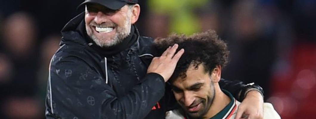 Sittande på bänken och minns sin karriär